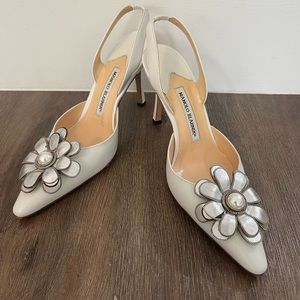 Manolo Blahnik white pointed toe sling back heels